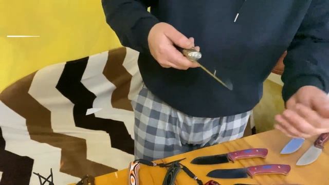 Новые ножи из D2 и К340, S390+клёвые формованные ножны и (по традиции) остатки ножей прежних парти смотреть онлайн