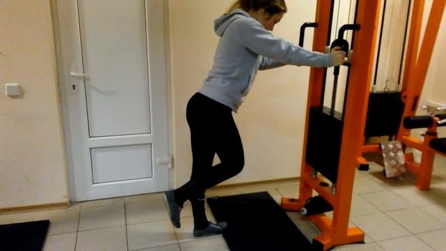 Махи ніг в кроссовері / манжет смотреть онлайн