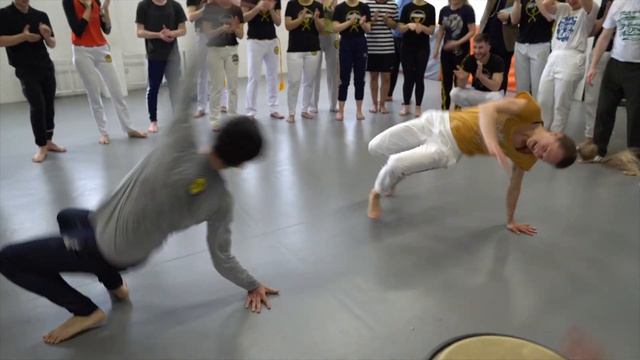 Roda at Capoeira Home 17 of April | Рода в академии 17 апреля смотреть онлайн
