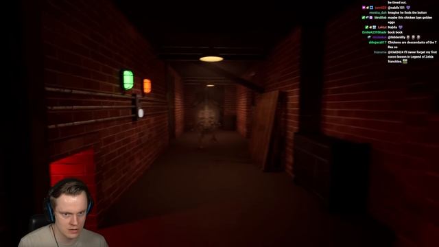 They Just Added DLC to the Giant Chicken Horror Game - Chicken Feet Breakout DLC смотреть онлайн