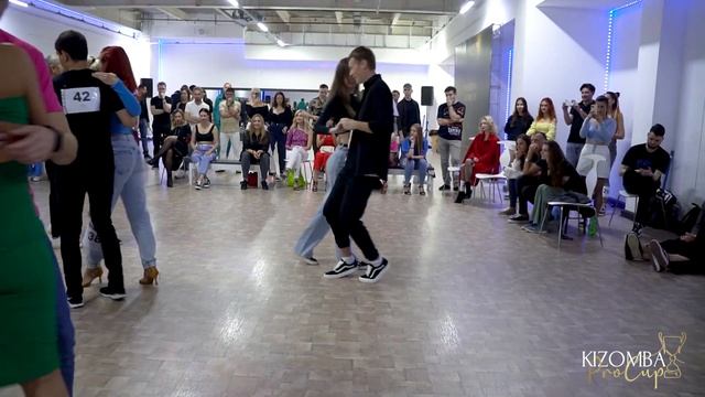 UrbanKiz JnJ - Intermediate Final at Kizomba ProCup 2023 смотреть онлайн