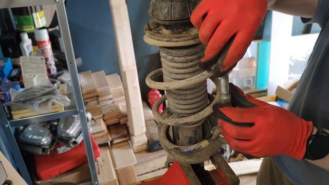 Замена передних пружин на Hyundai Solaris (Про Солярис) смотреть онлайн