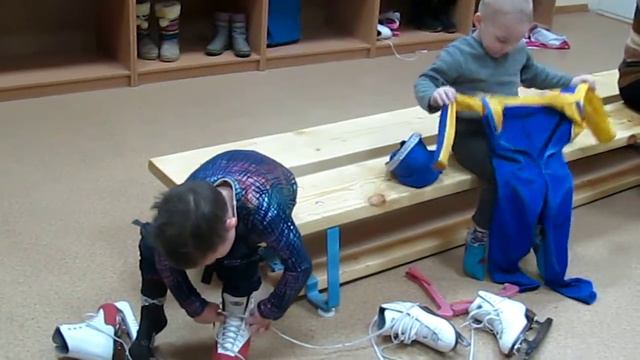 Макс и коньки смотреть онлайн