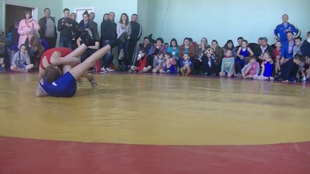 Борцовского клуб ЛЕВ - учебно-тренировочные спаринги, г. Токмак 15 марта 2017 г. ч. 49 смотреть онлайн