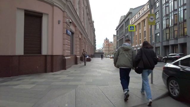 Moscow walk. Discover Moscow bike ride. Autumn day. смотреть онлайн