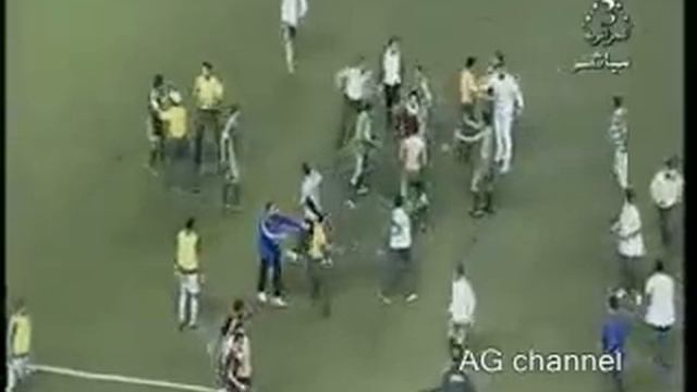 Как дерутся футболисты. смотреть онлайн