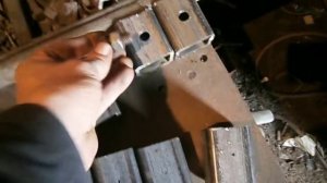 САМОДЕЛЬНОЕ КРЕПЛЕНИЕ ДЛЯ  СТОЕК   И ПЕРЕМЫЧКИ   ДЛЯ МЕЖДУ РЯДНОГО КУЛЬТИВАТОРА