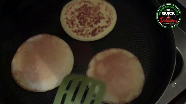 Pancake Italian style with Ham and Cheese - You can make it for lunch or an easy dinner any time. смотреть онлайн