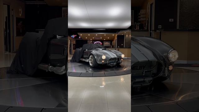 1965 Shelby Cobra смотреть онлайн