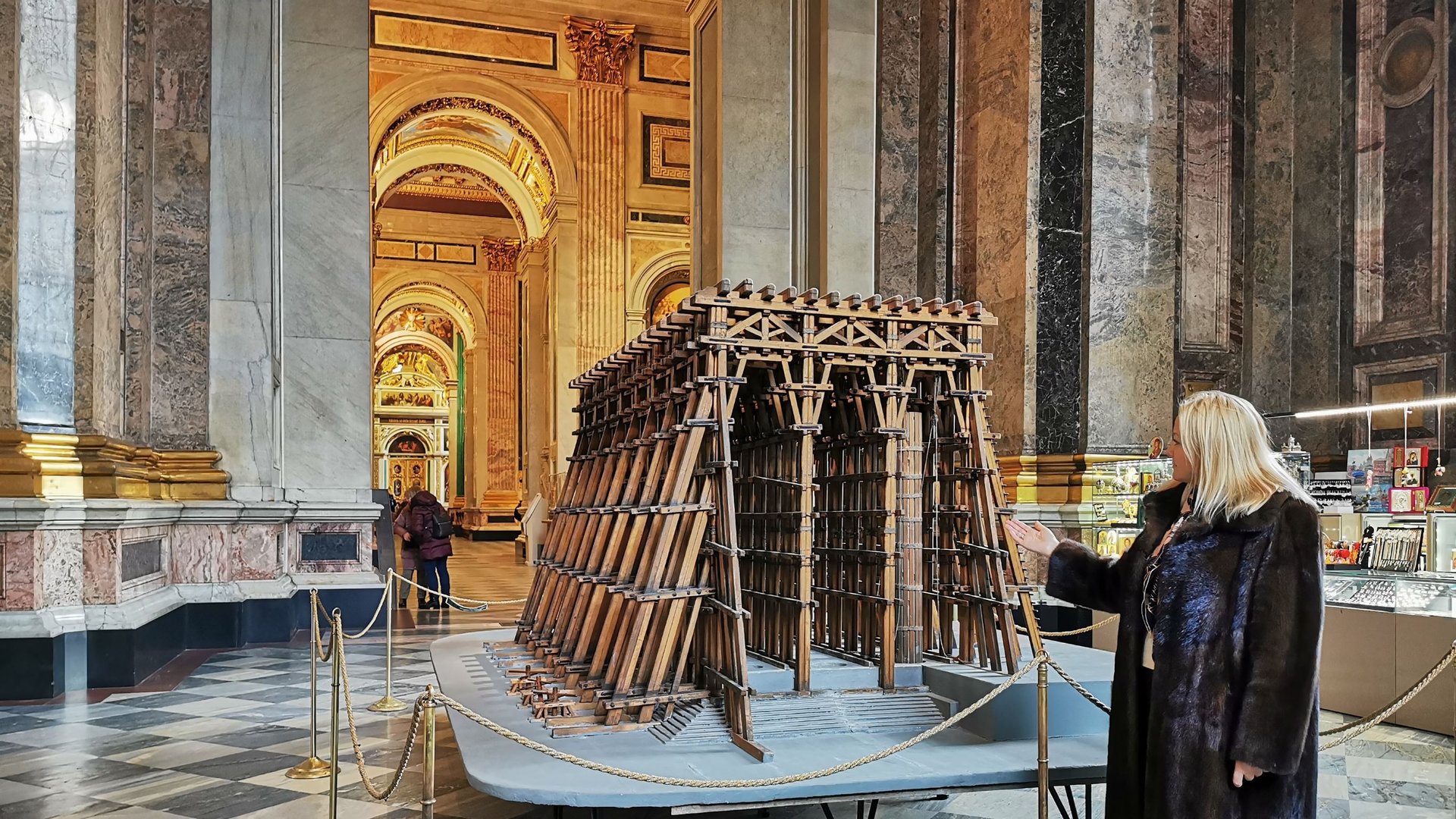 Установка колонн Исаакиевского собора. 48 шт. по 114 тонн высотой 17 метров за 27 месяцев смотреть онлайн