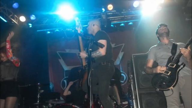 Stars In Stereo Flyleaf P.O.D. concert recap! August 2, 2013! TREES Dallas, TX смотреть онлайн