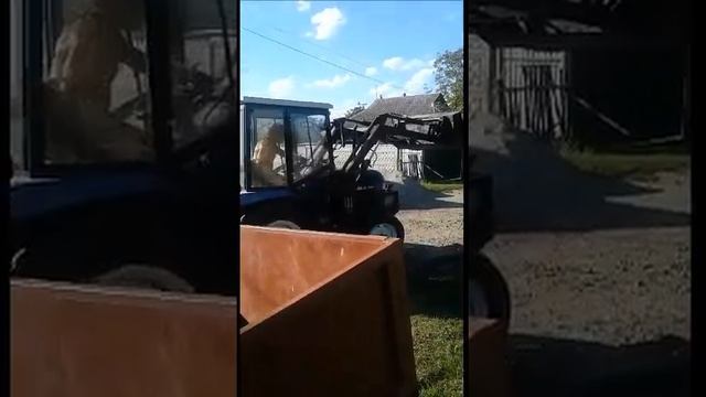 Самодельний фронтальний погрущик в работе смотреть онлайн