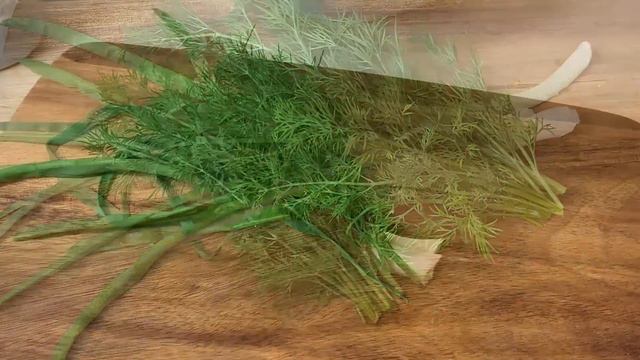 Этот САЛАТ СРАЗУ стал нашим любимчиком! Вкусный рецепт из простых продуктов!