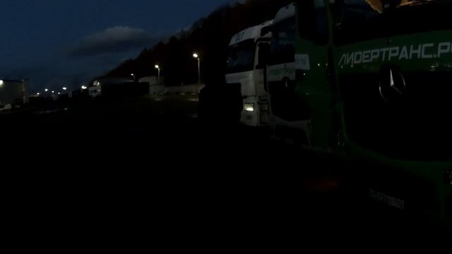 99) Газо-Дизельный Мерседес .Заправляем Метаном.