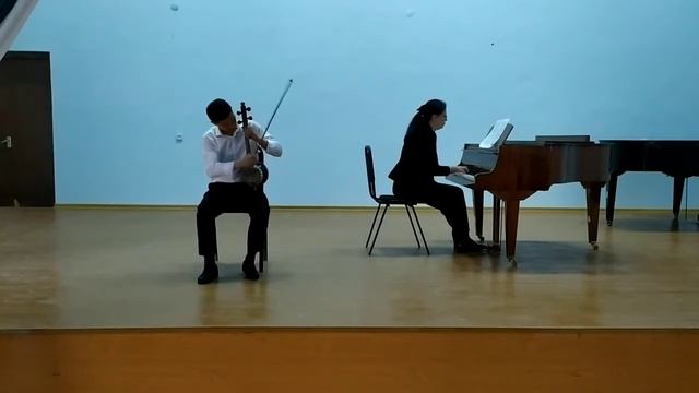 И.Фролов "Испанский танец". Исполнитель А .Абдуxаликов смотреть онлайн