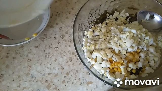 Салат из морской капусты с кукурузой. Рецепт. Быстро и вкусно. смотреть онлайн