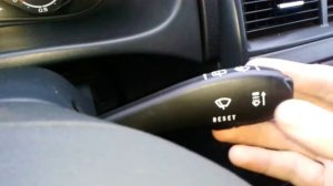 Видео: Как пользоваться дворниками в ЛАДА ПРИОРА (LADA PRIORA)?