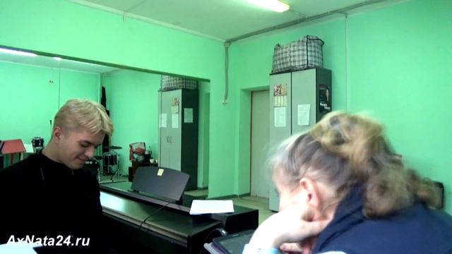Эстрадное пение. Методика-Репертуар. Романс "Калитка" Как и с чего начинать работать над песней? смотреть онлайн