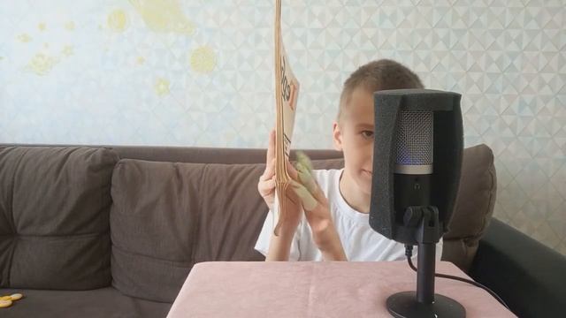 АСМР ТАПИНГ. ДОЛГИЕ ТРИГГЕРЫ, ИСКУССТВЕННЫМИ НОГТЯМИ смотреть онлайн