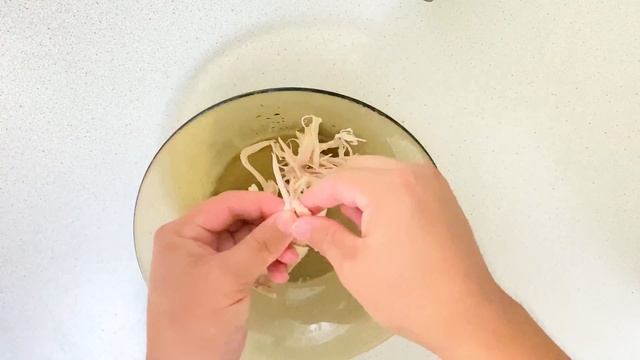 СЛОЕНЫЙ САЛАТ Воздушный. Очень вкусно, сытно и просто! смотреть онлайн
