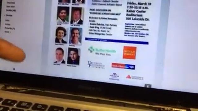 Oakland Chamber Of Commerce Forgets Blacks On Business Panel смотреть онлайн