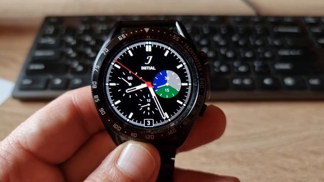 Циферблат от Galaxy Watch 4 (по рендерам на текущий момент) смотреть онлайн