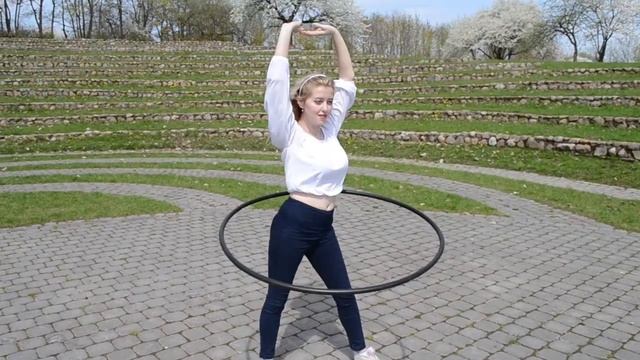 HOOP DANCE (Танец с обручем) смотреть онлайн