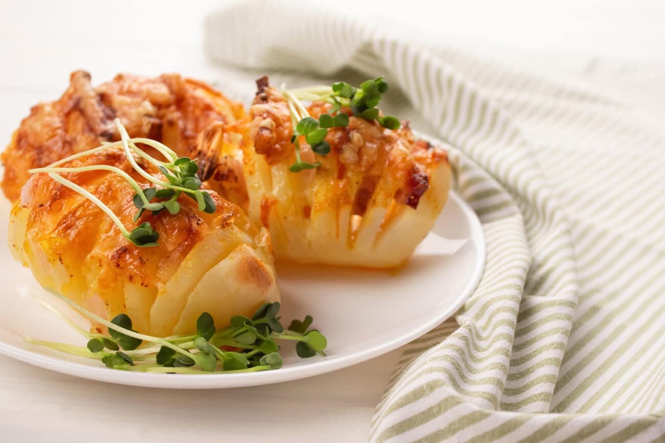 Бефстроганов и картошка гармошка