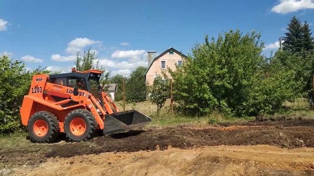 Выравнивание участка ???, засыпал котлован от старого фундамента ??? смотреть онлайн