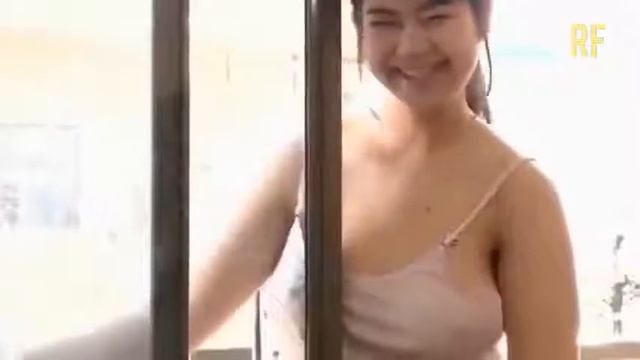 Istri tetanggan bikin Nafsu смотреть онлайн