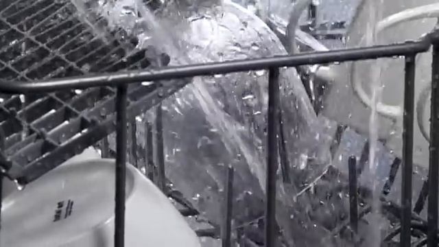 LG Lave Vaisselle True Steam смотреть онлайн