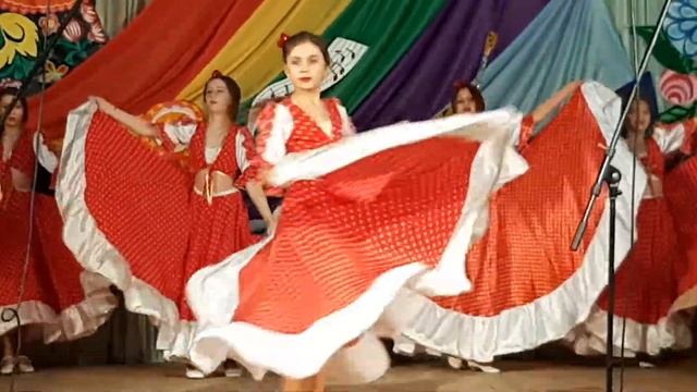 цыганочка. гр.ШОУ ЭКСПРЕСС смотреть онлайн