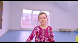 НОВЕНЬКАЯ ПРОТИВ Виолы! Устроили БАТЛ в Школе