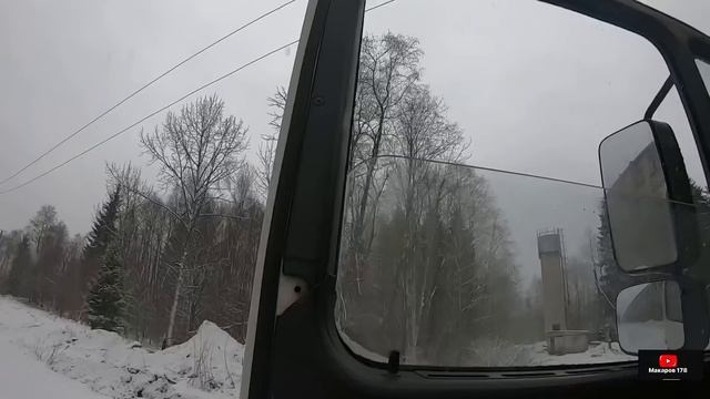 Гололёд, грузовик не тормозит. Удачный рейс с обратным грузом из Кириши в Санкт-Петербург.. смотреть онлайн