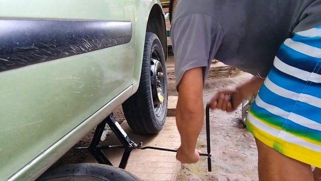 How To: Tire Rotation For Front Wheel Vehicle – Part 2 | Hyundai Getz