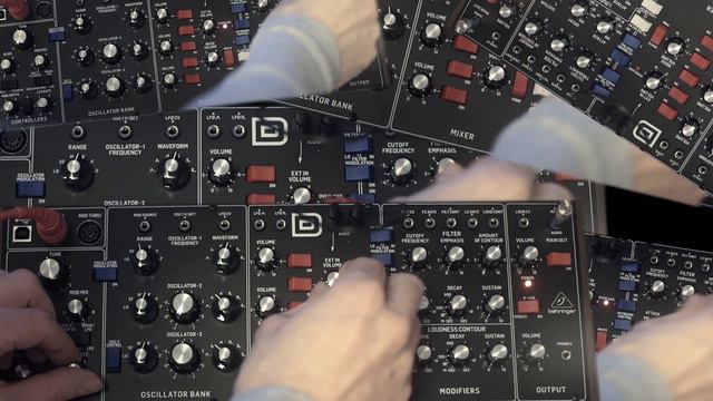 Behringer Model D multi-tracked polyphonic demo смотреть онлайн