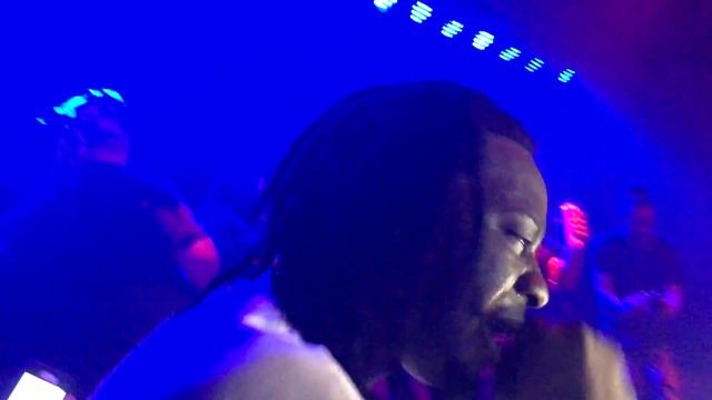 Germ - Air Max Plus (Live in Santa Ana, 7/15/17) смотреть онлайн