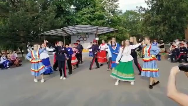 Казачий танец 1 смотреть онлайн