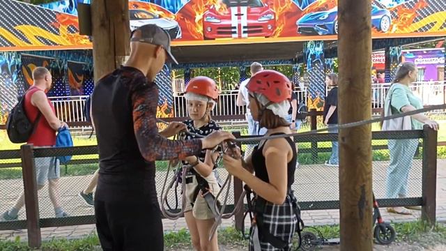 В парке Имени Белоусова.(3) смотреть онлайн