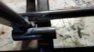 ремонт и усиление стула с металлическими ножками,  не выкидывайте сломанный стул