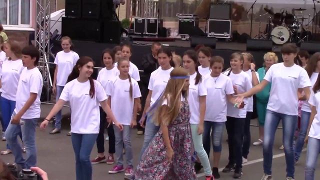 Флешмоб. День города в Чкаловске. 26.07.2014 смотреть онлайн