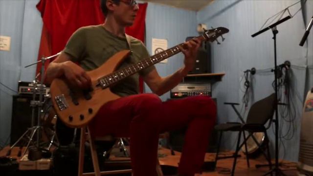 Roxette - Sleeping in my car - bass cover смотреть онлайн