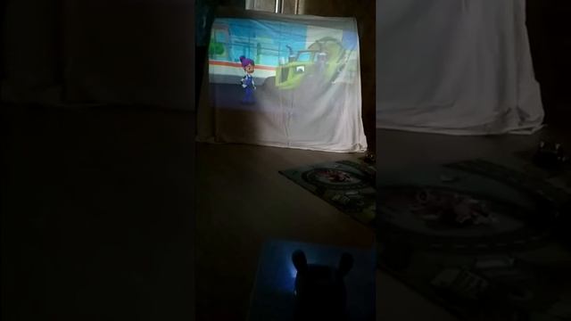 Детский бесшумный проектор CINEMOOD МУЛЬТиКУБИК смотреть онлайн