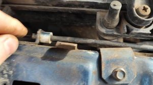 Как открыть капот если оборвался трос ваз 2115