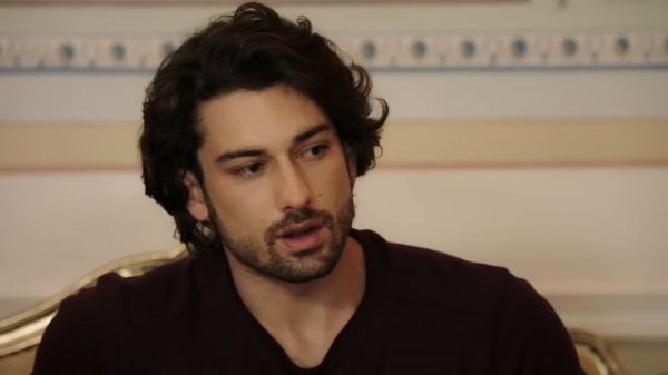 Fazilet and Her Daughters - Episode 19 (Long Episode) | Fazilet Hanim ve Kizlari