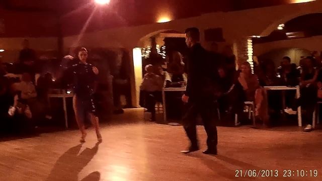 Josè Fernandez Y Martina Waldman - Patético - Barrio Tango - Roma смотреть онлайн