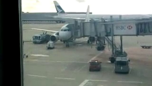 Шарль де Голль, Терминал 2С (Paris Roissy Charles de Gaulle) смотреть онлайн