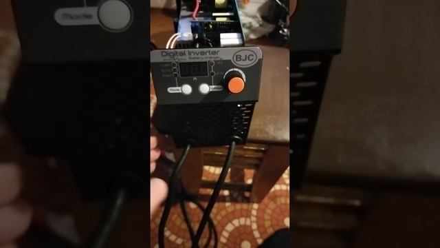 INVERTER 600A BJC смотреть онлайн