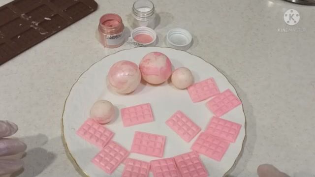 часть 3 .  ШОКОЛАДНЫЕ УКРАШЕНИЯ ДЛЯ ТОРТА_ШАРИКИ И ШОКОЛАДКИ_ПОДРОБНОЕ ВИДЕО.mp4