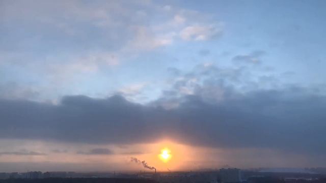 Закат 🌅 солнышка в Москве 08.02.2021 смотреть онлайн